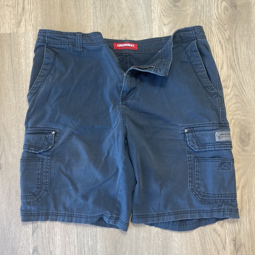 Unionbay Men's Dark Blue Cargo Shorts Size 38